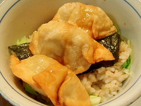 揚げ餃子丼　海苔醤油で♥